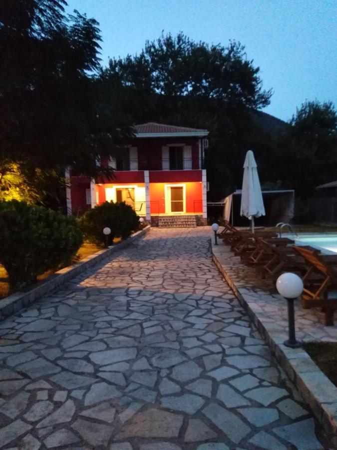 Red Villa นีดรี ภายนอก รูปภาพ